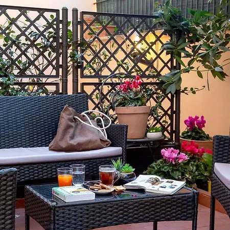Konukevi Charme Holidays Puccini 4*